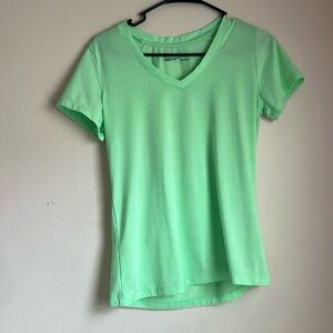 Green Under armour athletic tee